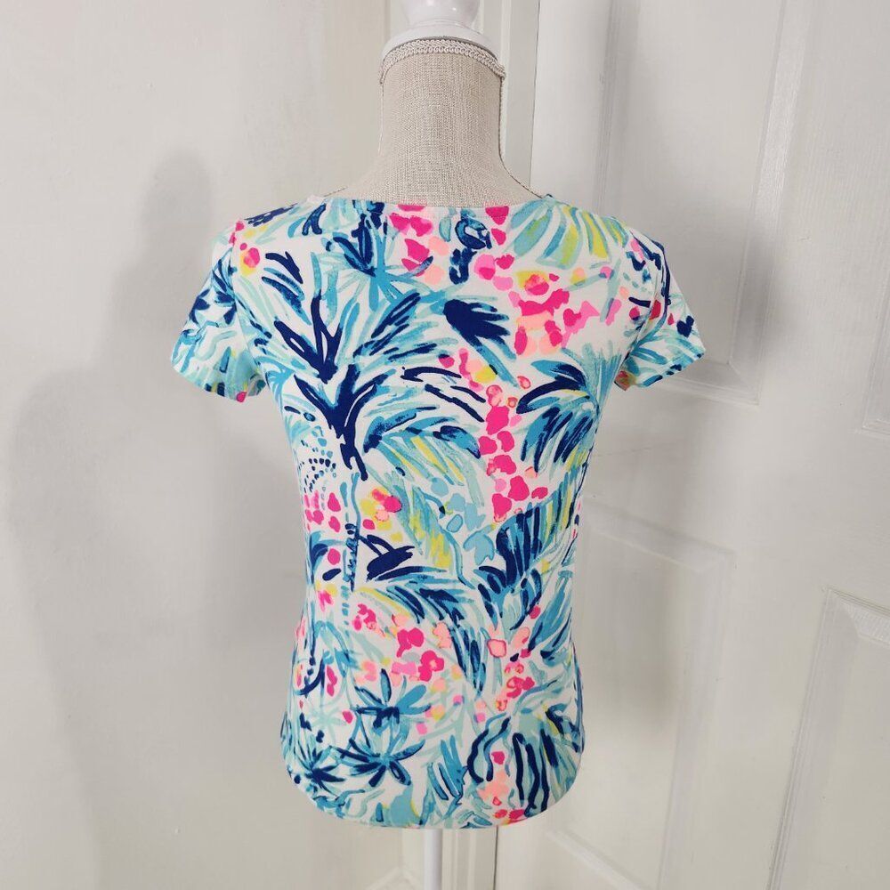 Lilly Pulitzer Top Womens XS Brewster Serene Blue Tippy Tropical Resort Cruise - Picture 11 of 12